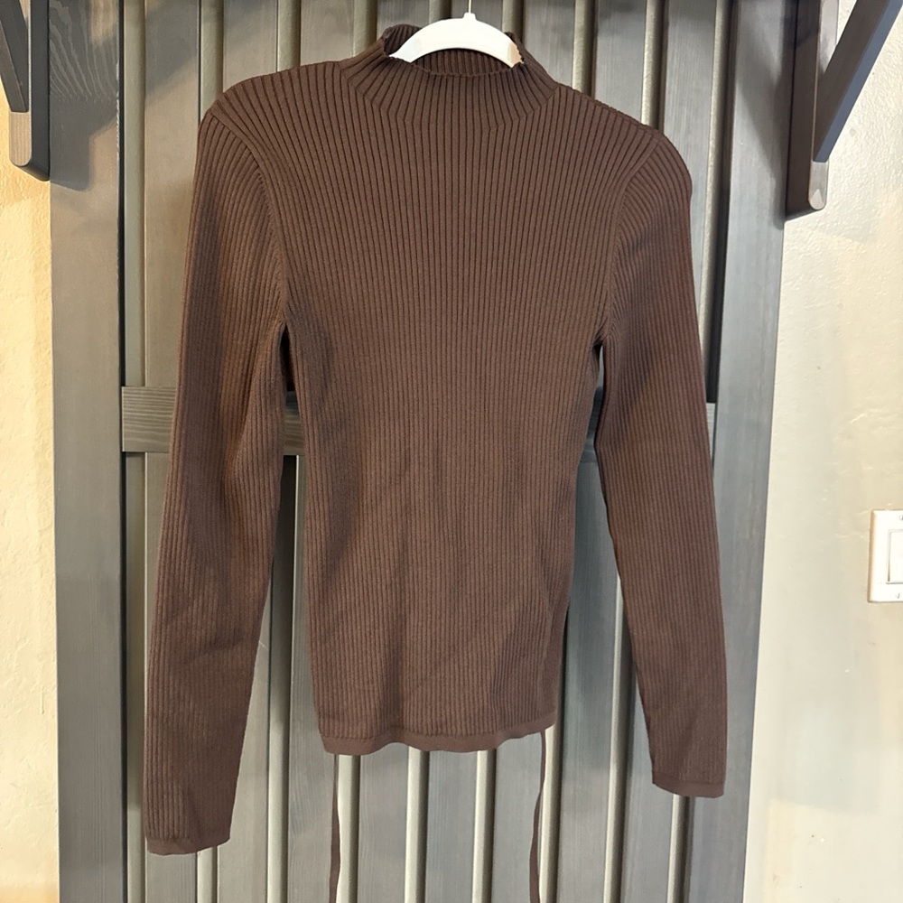 Babaton Ribbed Mock Neck Top in Chocolate Brown